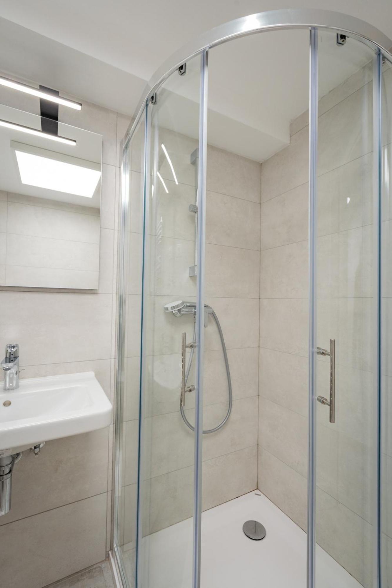 Apartments And Rooms Natasa 2 Trenta Room photo