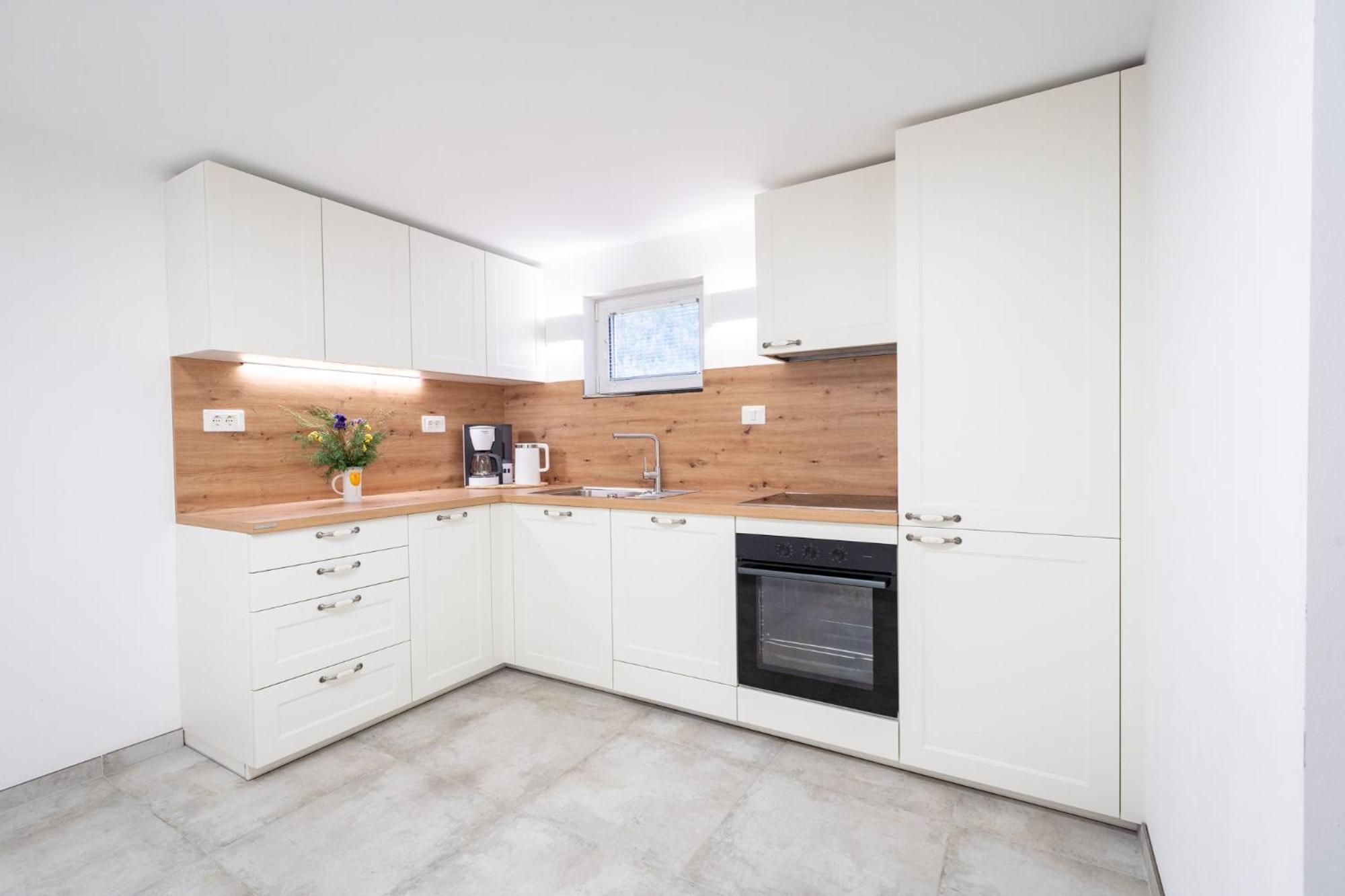 Apartments And Rooms Natasa 2 Trenta Exterior photo