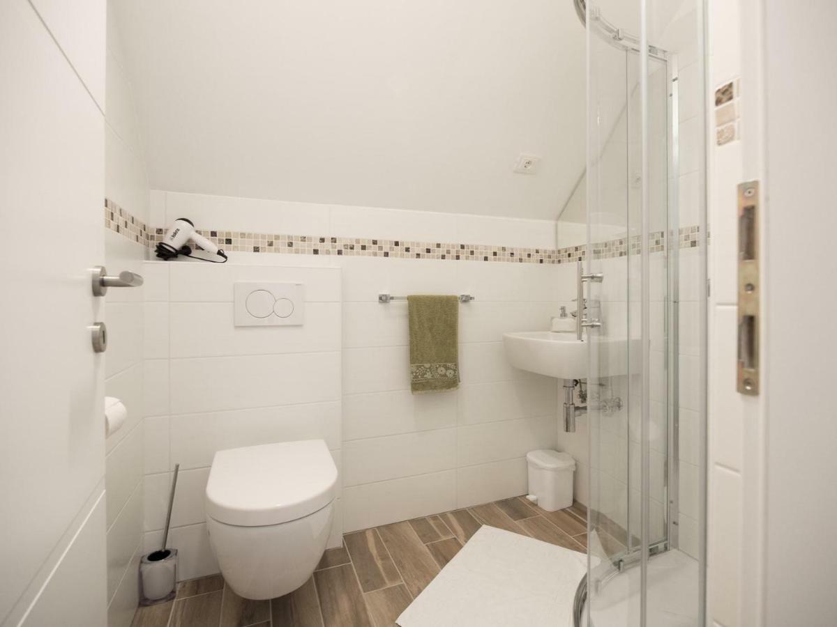 Apartments And Rooms Natasa 2 Trenta Exterior photo